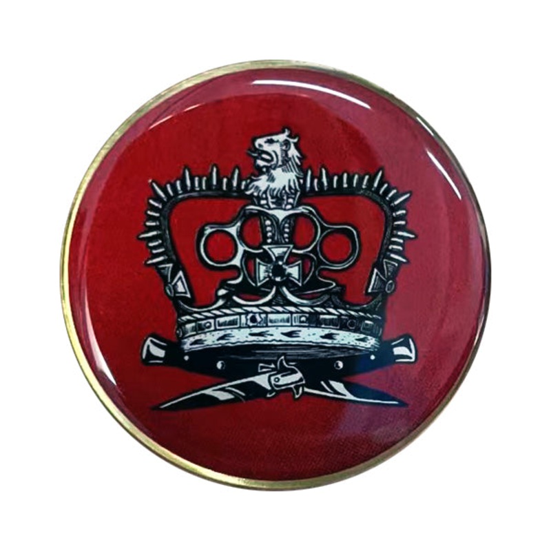 Antagonizers ATL - Crowns & Knives - 1.25 Enamel Pin