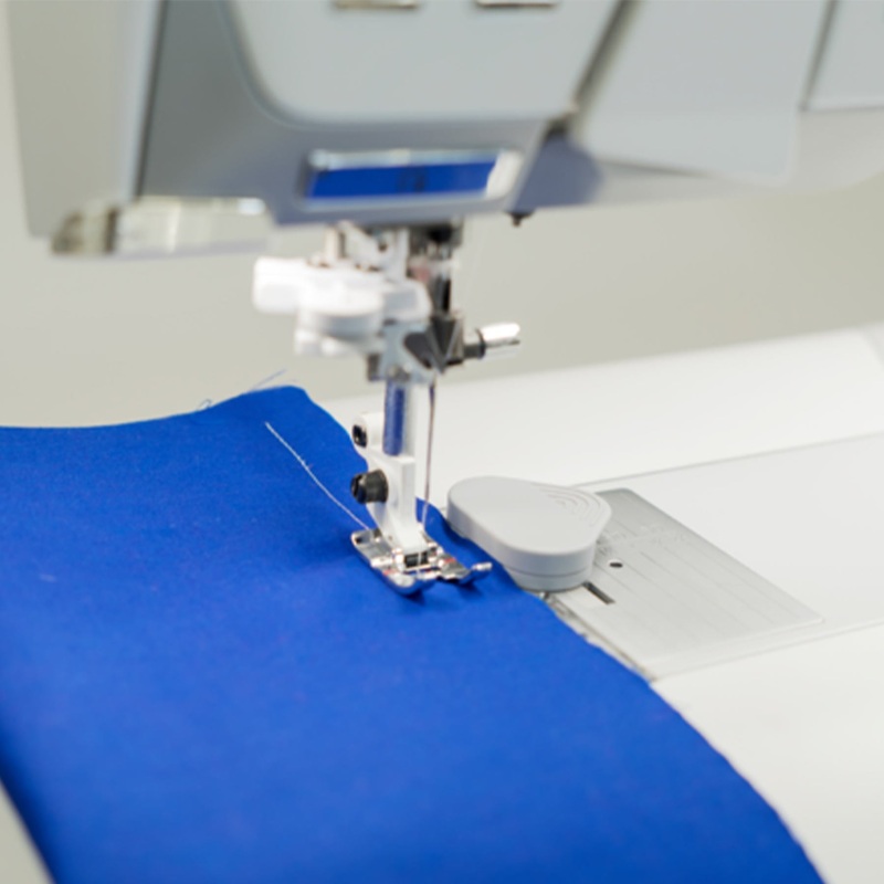 HUSQVARNA VIKING Magnetic Seam Guide