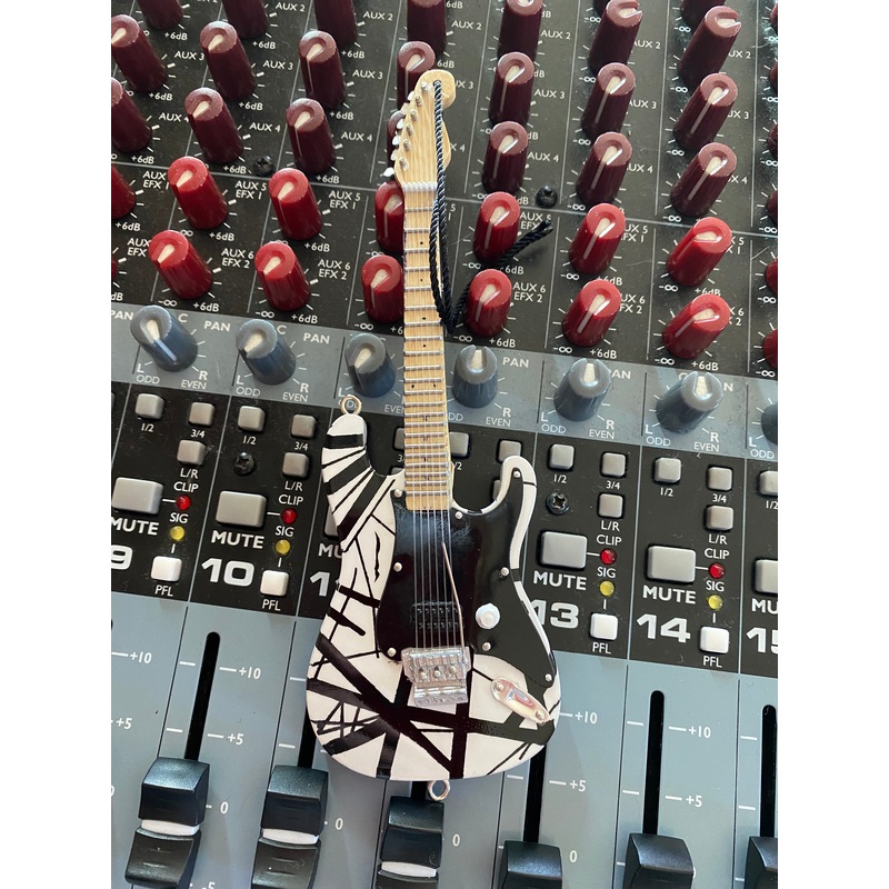 6" OFFICIALLY LICENSED EVH BLACK AND WHITE GUITAR HOLIDAY ORNAMENT