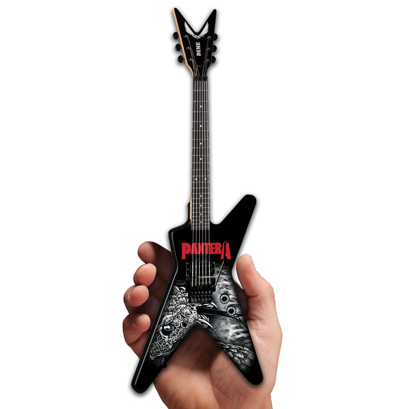 PANTERA - DEAN DIMEBAG - THE GREAT SOUTHERN TRENDKILL B&W MINI GUITAR 150 MADE
