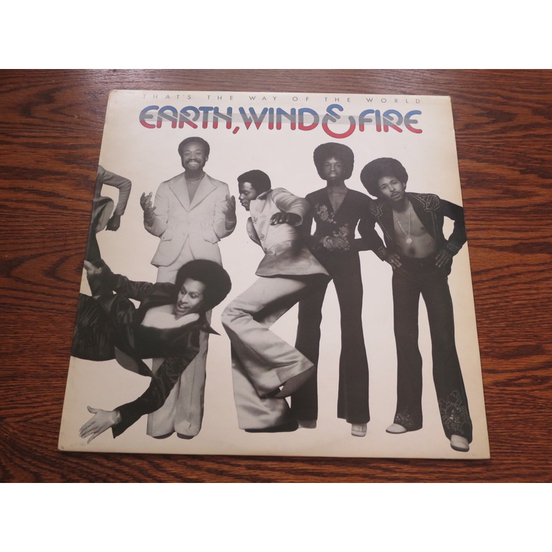 Earth Wind & Fire - That's The Way Of The World