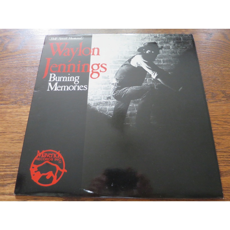 Waylon Jennings - Burning Memories