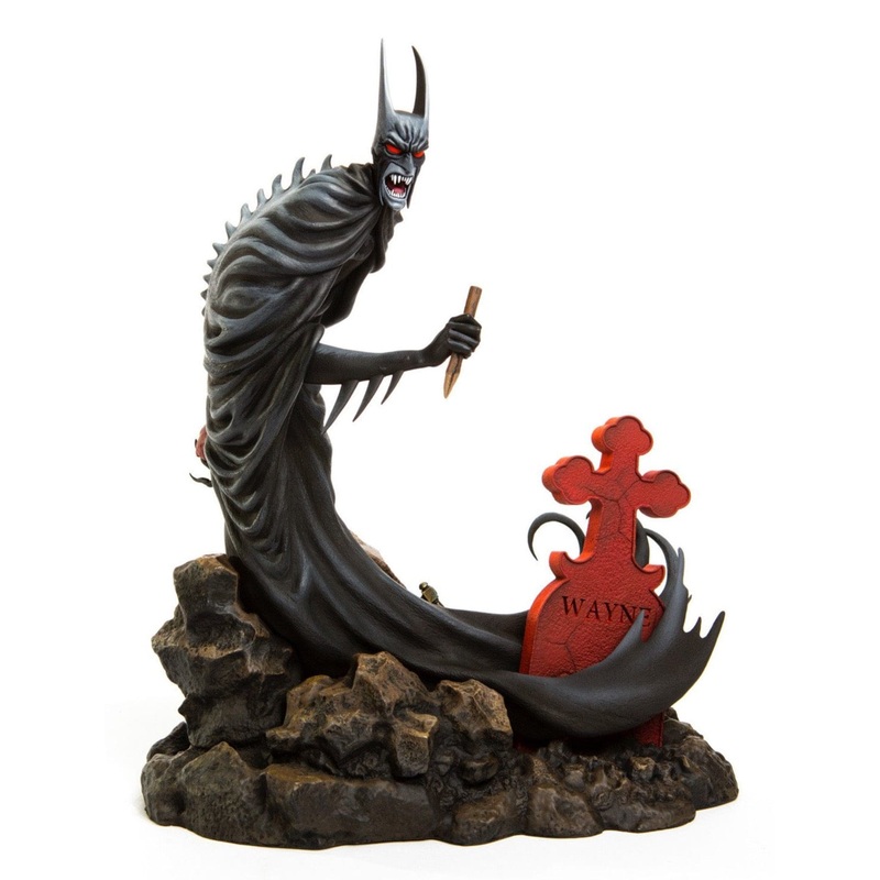 Batman & Dracula: Red Rain Statue (Exclusive)